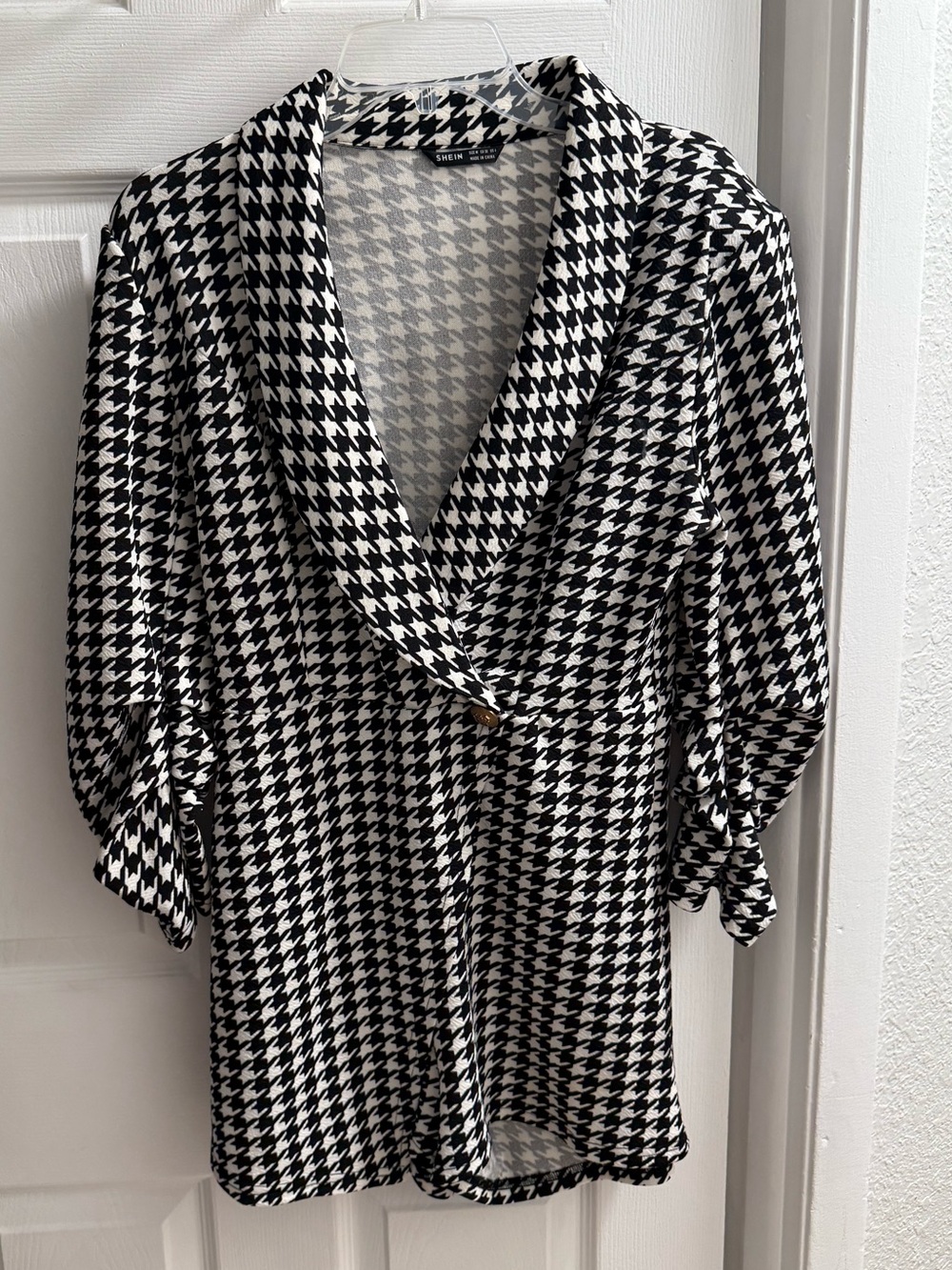 Black & White Houndstooth Wrap collar shorts jumpsuit